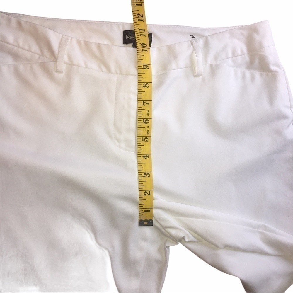 3/$21 Rafaella White Curvy Capris - Picture 4 of 7